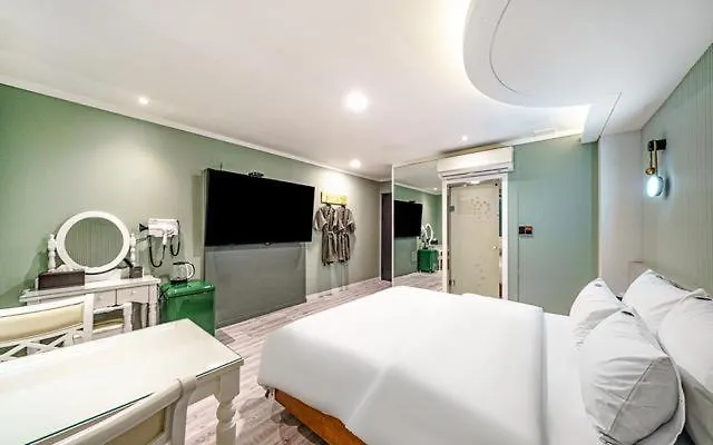 Hound Hotel Incheon Seogu