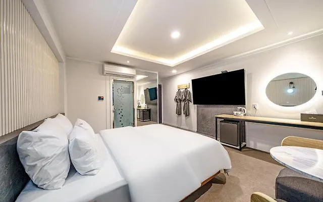 Hound Hotel Incheon Seogu Korsel