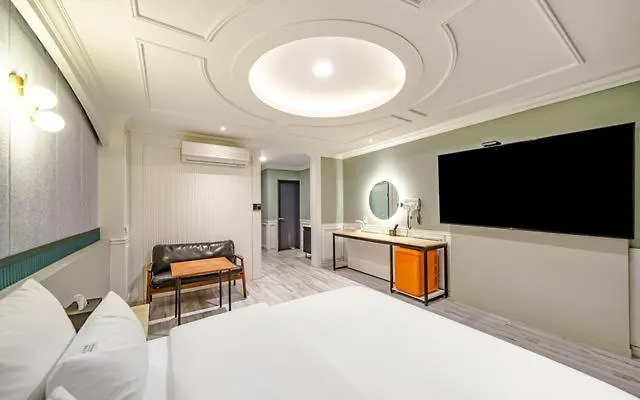 Hound Hotel Incheon Seogu