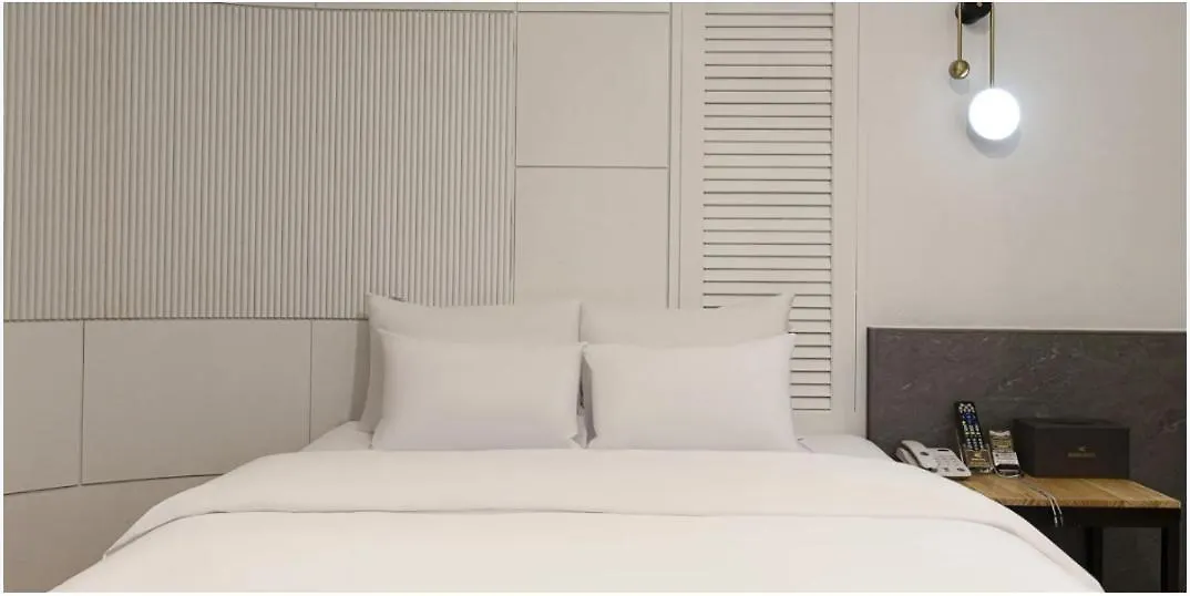 Hound Hotel Incheon Seogu