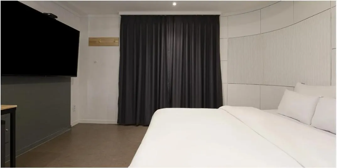 Hound Hotel Incheon Seogu