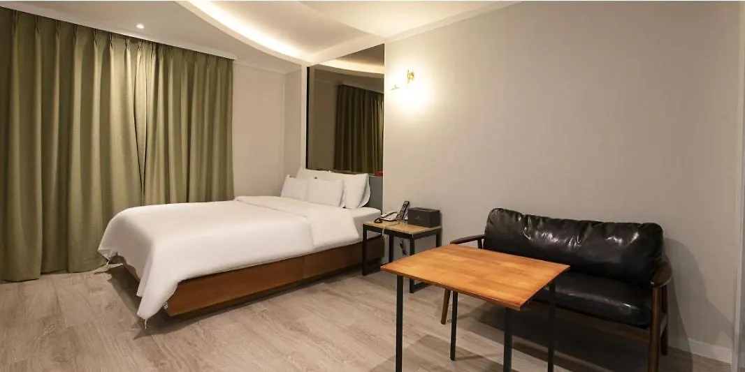 Hound Hotel Incheon Seogu