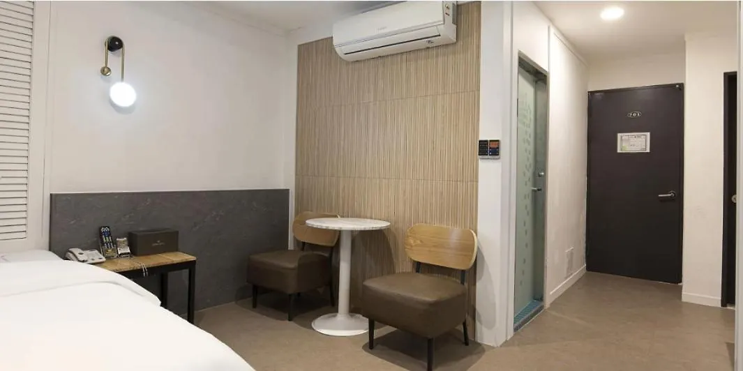 Hound Hotel Incheon Seogu