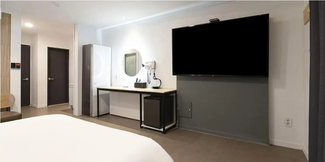 Hound Hotel Incheon Seogu 0*,