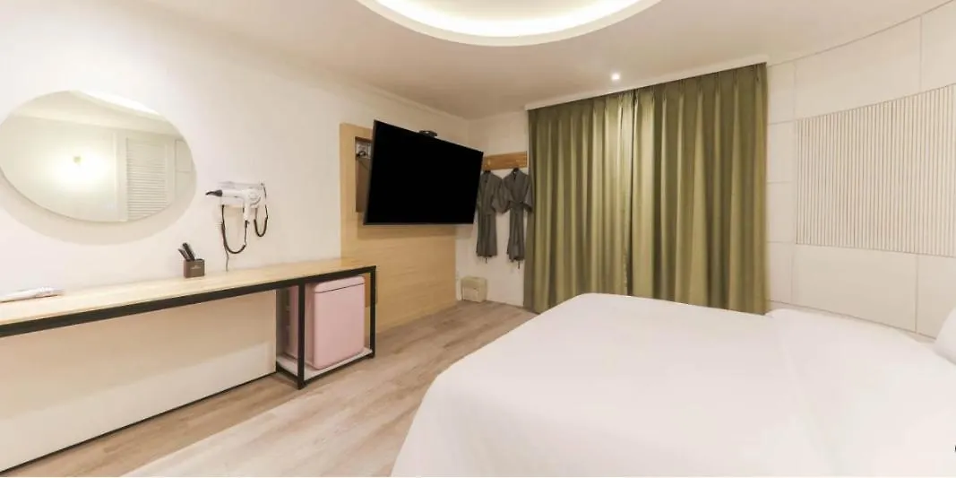Hound Hotel Incheon Seogu