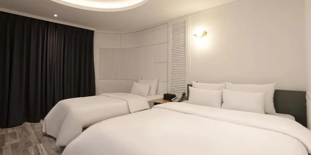 Hound Hotel Incheon Seogu