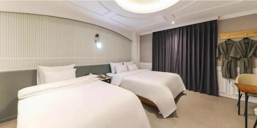 Hound Hotel Incheon Seogu 0*,