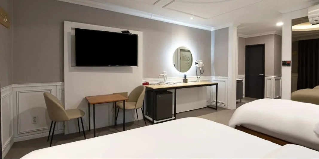 Hound Hotel Incheon Seogu 0*,